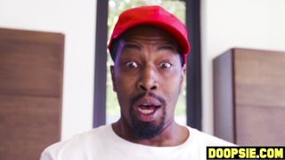 BBC pizza delivery guy pounds busty ebony MILF in front of her BF