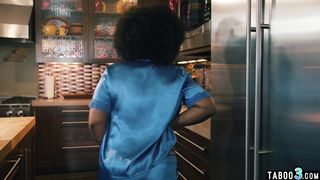 Big boobed pregnant ebony MILF Avery Jane craving for a big white cock