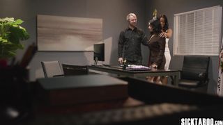 Kinky couple fucked sexy big ass teen so hot teen experienced rough fucking