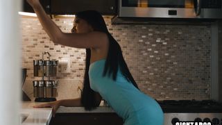 Hot black lesbian teen Ameena Green tried remote vibrator before hot sex