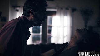 Ebony MILF model seduces photographer and squirts on his big dick